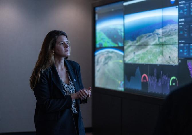 NASA Leader Casey Swails Learns About Wildfire Work at NASA Ames. NASA/Brandon Torres